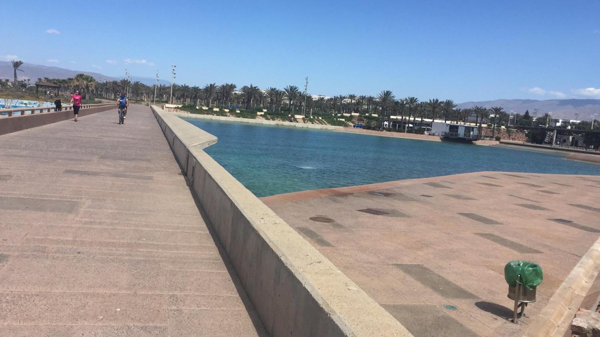 Apartamento Del Toyo Almeria Bagian luar foto