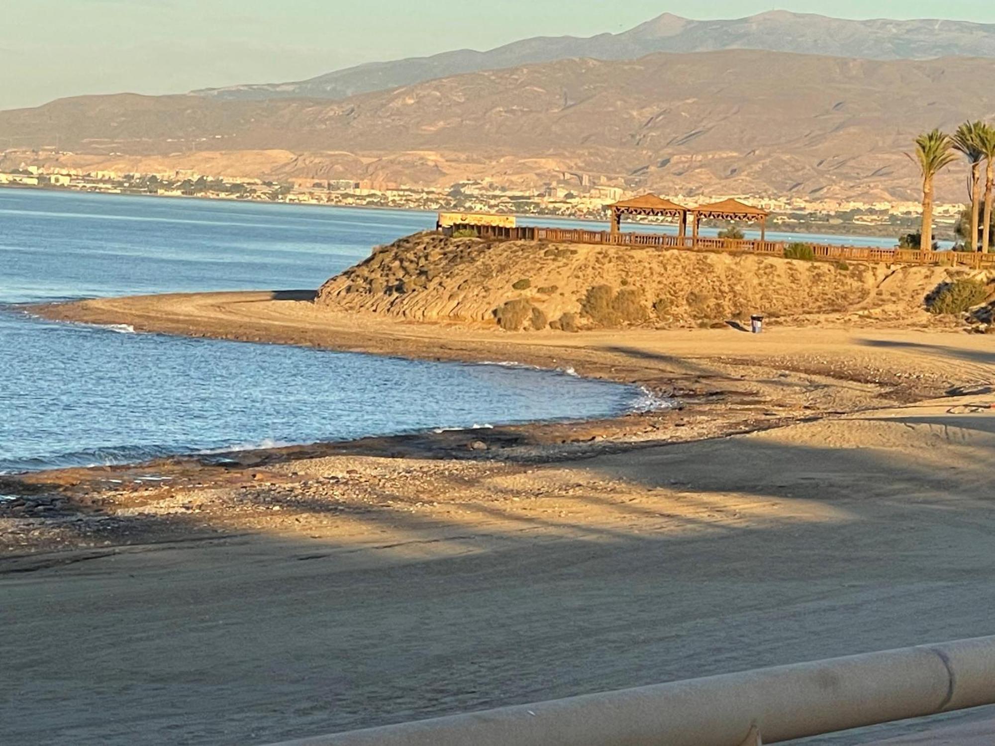 Apartamento Del Toyo Almeria Bagian luar foto
