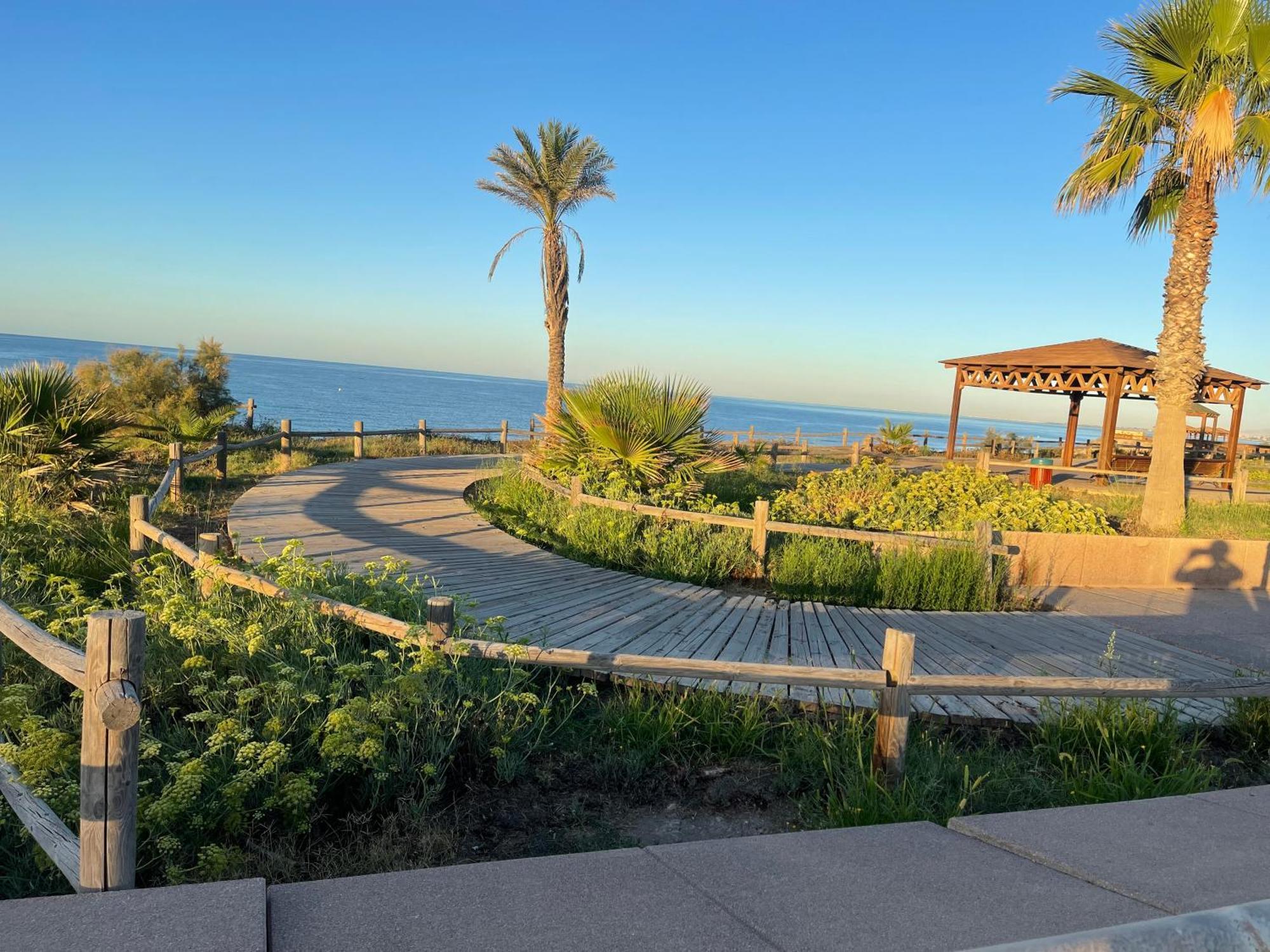Apartamento Del Toyo Almeria Bagian luar foto